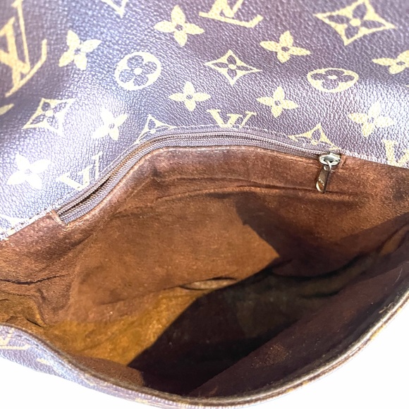 Louis Vuitton Monogram Chantilly MM Messenger Bag - Picture 5 of 10